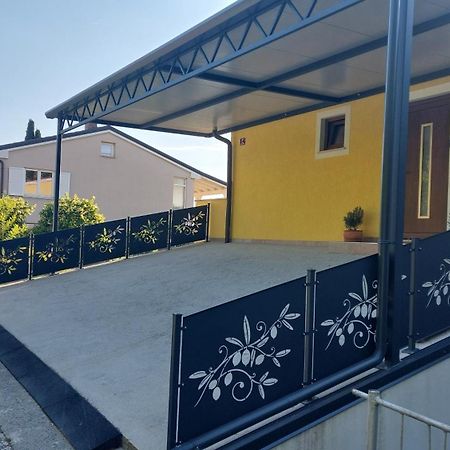Apartments Cliff Piran Exterior photo