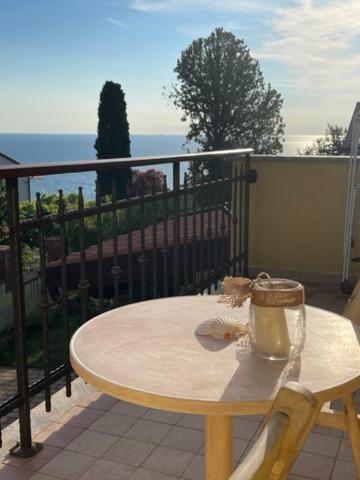 Apartments Cliff Piran Exterior photo