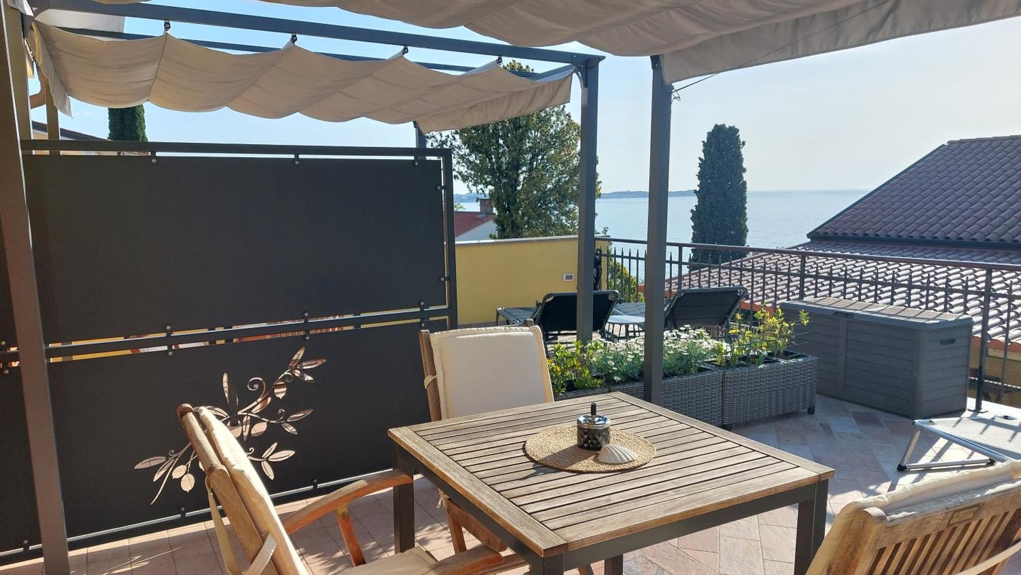 Apartments Cliff Piran Exterior photo
